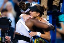 Serena To Retire Emotional Swiatek And Bencic Pay Tribute To Mind Blowing Williams