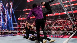 Wwe Monday Night Raw Results Recap And Highlights August 15 