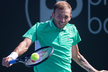 Evans Moves San Diego Open Quarter Finals Seeds Martinez Wolf Knocked Out