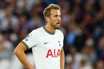 Rumour Has It Tottenham Harry Kane Tempted Bayern Munich Approach