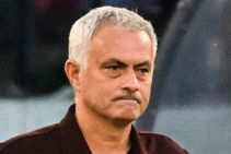 Jose Mourinho Sent Off Red Card As Roma Lose To Atalanta Serie A