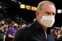 Robert Sarver Announces Plans Sell Phoenix Suns Mercury Amid Racism Sexism Storm