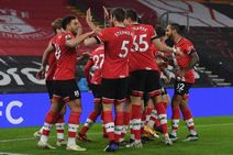 Premier League Southampton Hold Arsenal To End Gunners Winning Streak