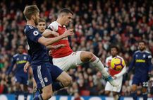 Europa League Xhaka Powers Arsenal Into Knockout Stages
