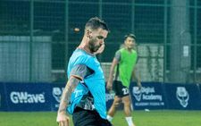 Isl Feature Kbfc Vs Fcg Special Game For Alvaro Vazquez He Turns Up In Orange Against Former Club