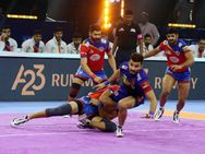 Pkl Dabang Delhi Vs Up Yoddhas Highlights Pardeep Narwal Sets The Stage On Fire As Up Decimate Delhi