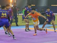 Pkl Puneri Paltan Vs Dabang Delhi Highlights Akash Shinde Mohit Goyat S Heroics Guide Puneri Home