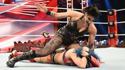 Wwe Monday Night Raw Results Recap And Highlights November 21 