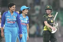 India Women Vs Australia Women 1st T20i Beth Mooney Stars As Aussies Beat Hosts By 9 Wickets