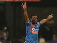 Deepak Chahar Alleges Malaysian Airlines Didn T Serve Meal During Travel Misplaced His Luggage