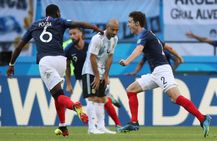 Barcelona Or Real Madrid Ideal Destination For Benjamin Pavard