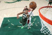 Giannis Antetokounmpo Scores Season High 55 Points In Milwaukee Bucks Win