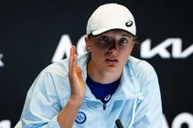 Australian Open Iga Swiatek Concedes Felt The Pressure Not Wanting To Lose