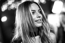 Australian Open Tsitsipas Message To Margot Robbie After Reaching Semi Finals