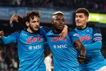 Napoli 10 Points Clear Serie A Emphatic Win Juventus Victor Osimhen Double