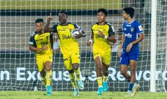 Isl 2022 23 Ogbeche Penalty Denies Chennaiyin Fc As Hyderabad Fc Rescue Crucial Point In Thriller