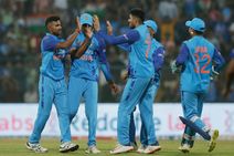 India Vs Sri Lanka 1st T20i Shivam Mavi On Fire On His Debut As Sri Lanka Lose Two Early Wickets