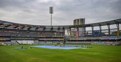 India Vs Sri Lanka 1st T20i Wankhede Stadium Pitch Report Stats Record And Mumbai Weather Forecast