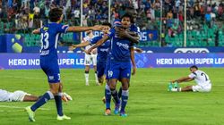 Isl Chennaiyin Finish Season With A Superb 4 3 Win Against Bottom Boy Northeast