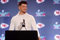 Super Bowl Lvii Lebron James Inspiring Patrick Mahomes Chiefs Eagles Clash