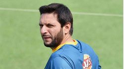 Ye Koi Tareeka Hai There Are Juniors Around You Shahid Afridi Reveals Scolding Mohammad Amir