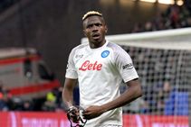 Napoli Beat Eintracht Frankfurt Champions League Report