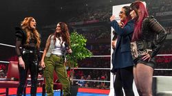 Wwe Raw Huge Title Match And John Cena Return Announced Wrestlemania Challenge Issued