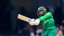 Ipl Commentator Simon Doull Compares Living In Pakistan With Jail After Babar Azam Comments