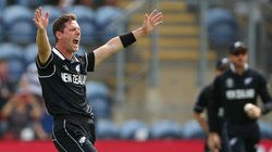 Pak Vs Nz 1st T20i Matt Henry Picks Up A T20i Hat Trick In Lahore