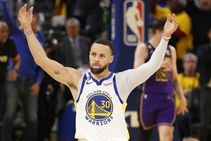 Nba Playoffs Warriors Roll Past Lakers To Even Series