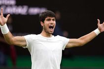 Wimbledon 2023 Carlos Alcaraz Sets Up Mouthwatering Final With Novak Djokovic Djokovic