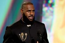 Lebron James Announces That He Will Return For A 21st Nba Season