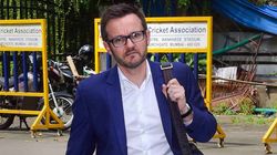 Mike Hesson Expresses Disappointment On Leaving Rcb Congratulates Andy Flower With Heavy Heart