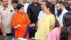 Ravindra Jadejas Mla Wife Rivaba Jadeja Argument With Bjp Mp And Mayor At Public Event