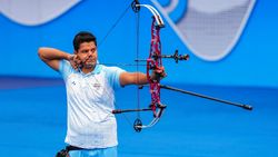 Archer Abhishek Verma Father Death Leads To Selection Headache Fo Asian Archery Championships 