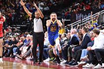 Nba Currys Late 3 Point Barrage Lifts Warriors Over Rockets