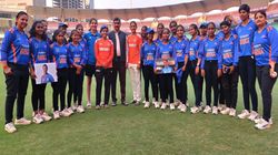 Indian Womens Cricket Team Blind Meets Harmanpreet Kaur Amol Muzumdar