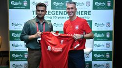 Liverpool Legend Luis Garcia Celebrates 30 Years Of Carlsberg Lfc Partnership With Bangalore Visit