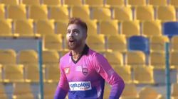 Abu Dhabi T10 Four Wickets In One Over Pakistan Star Mohammad Amir Runs Riot Against Chennai Video