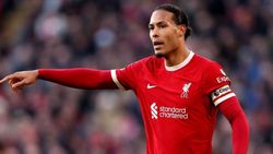 Lets Enjoy The Ride Virgil Van Dijk Relishing Roller Coaster Title Race