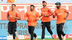 Dad Has Told Me That I Bat Like Javed Miandad Sarfaraz Khan Names Greats Of The Game He Admires