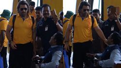 Watch Ms Dhoni Makes Day Of A Fan On Wheelchair With Warm Handshake At Vizag Airport