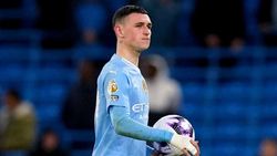 Pep Guardiola Top Class Phil Foden Can Do Whatever He Wants In Football