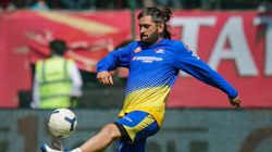 Ms Dhoni Likely To Undergo Surgery In London Soon May Take 5 6 Months To Recover