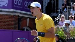 Defending Champion Carlos Alcaraz Stunned By Jack Draper At Queens