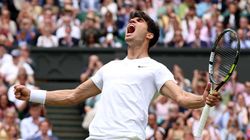 Wimbledon Carlos Alcaraz Rallies Past Daniil Medvedev To Seal Final Return