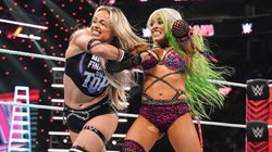 Wwe Raw Womens World Champion Retains Title New Matches Set For Next Week