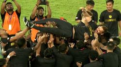 John Abraham S Dream Realized As Northeast United Fc Claim First Ever Trophy With Durand Cup