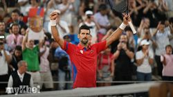 Djokovic Reaches Olympic Semi Final Despite Injury 