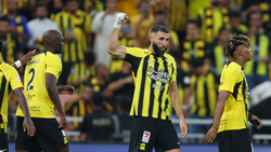 Al Ittihad 7 1 Al Wehda Karim Benzema Treble Keeps Hosts Perfect